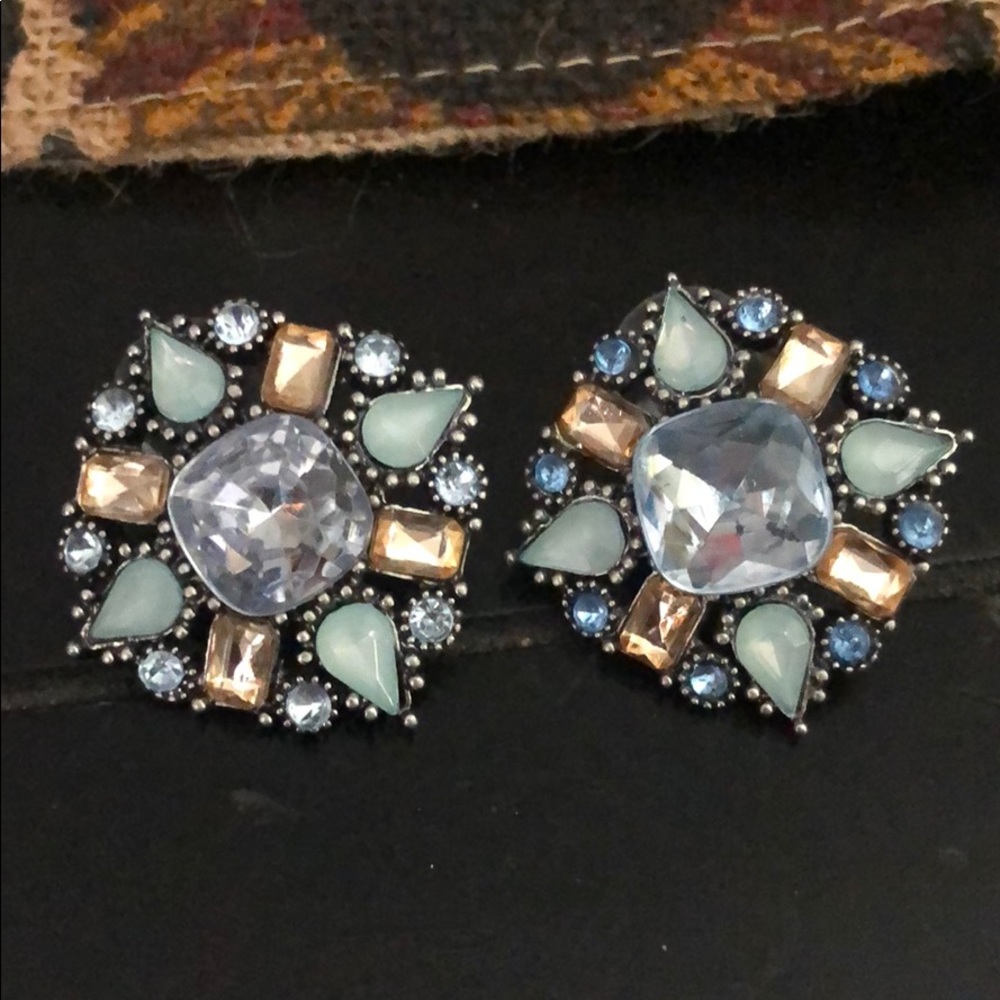 GUC Blue Post Earrings